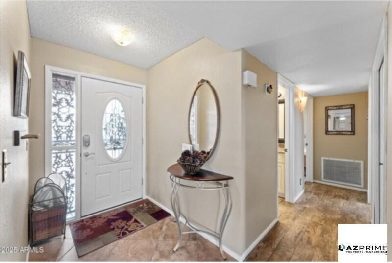 5152 E Emerald Cir - Photo 2 of 19