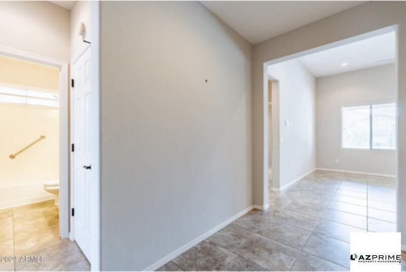 2623 E San Mateo Dr - Photo 2 of 21