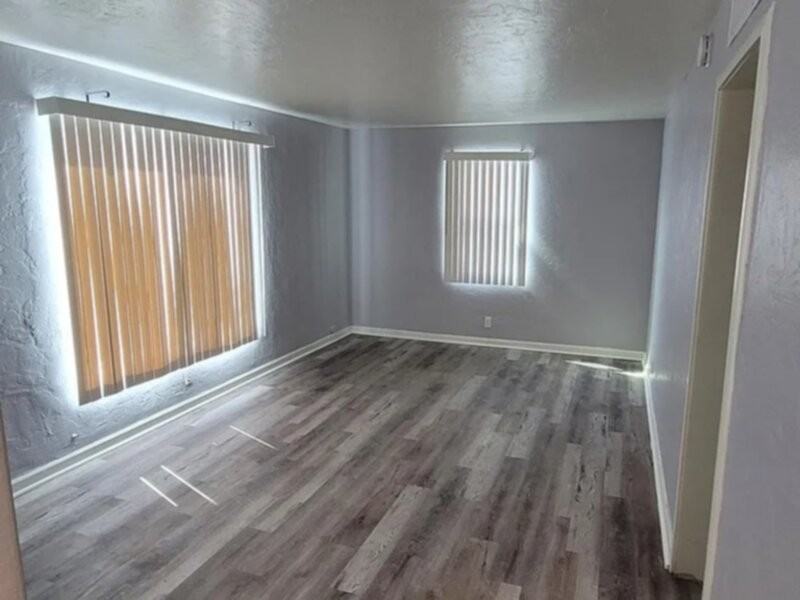 2026 N Tucson Blvd - Photo 2 of 9