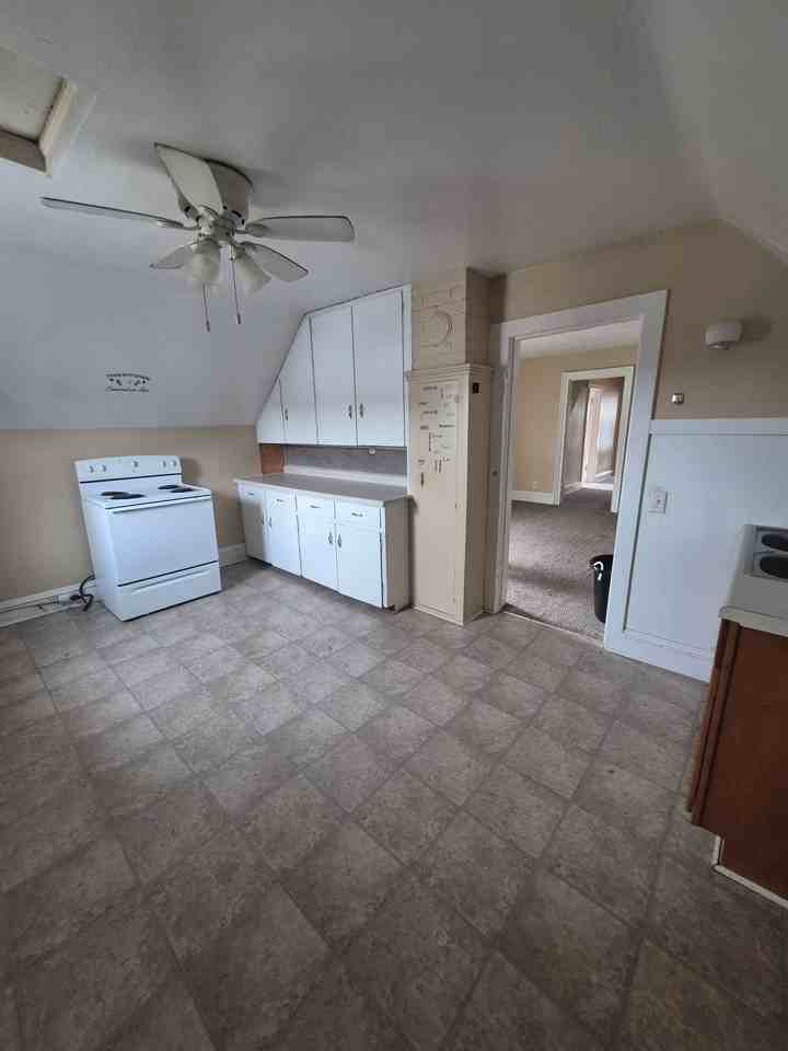 103 W Roosevelt Rd - Photo 3 of 5