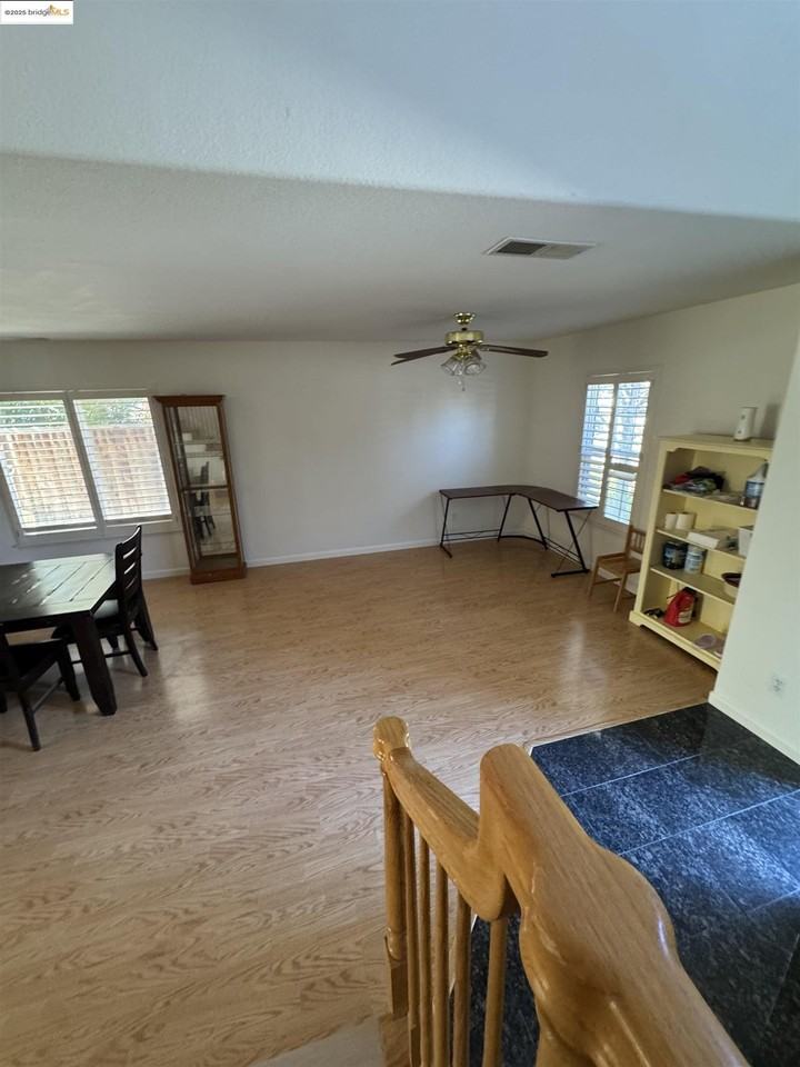 4558 Mirror Ct - Photo 6 of 35