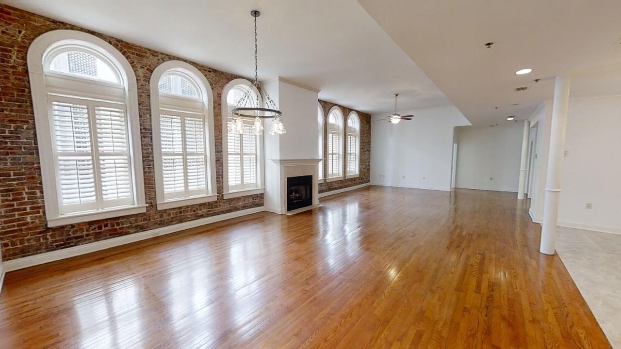 800 Market St - Photo 4 of 37