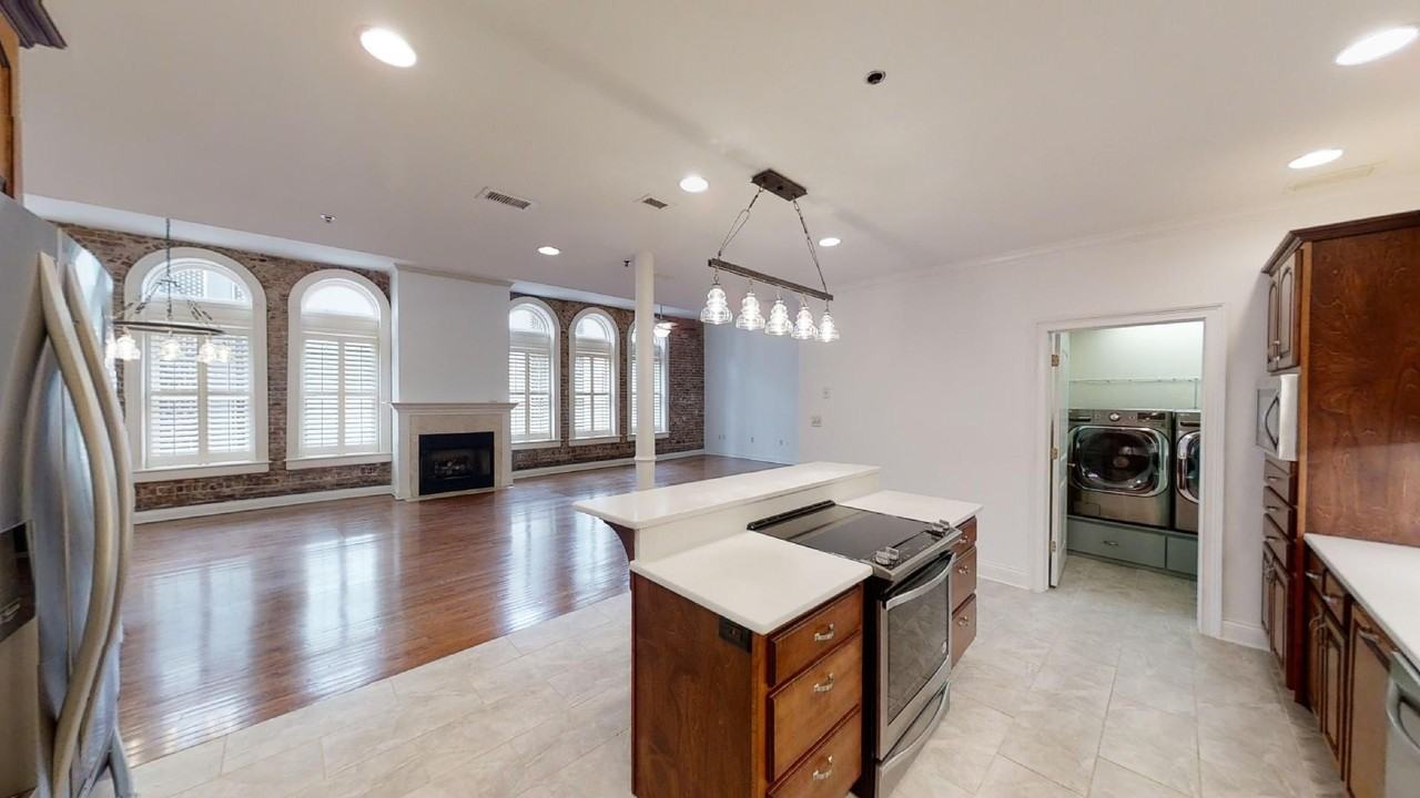 800 Market St - Photo 5 of 37