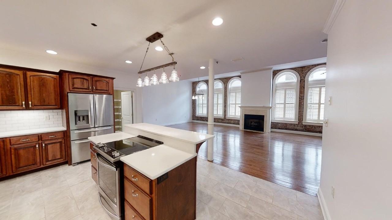 800 Market St - Photo 6 of 37