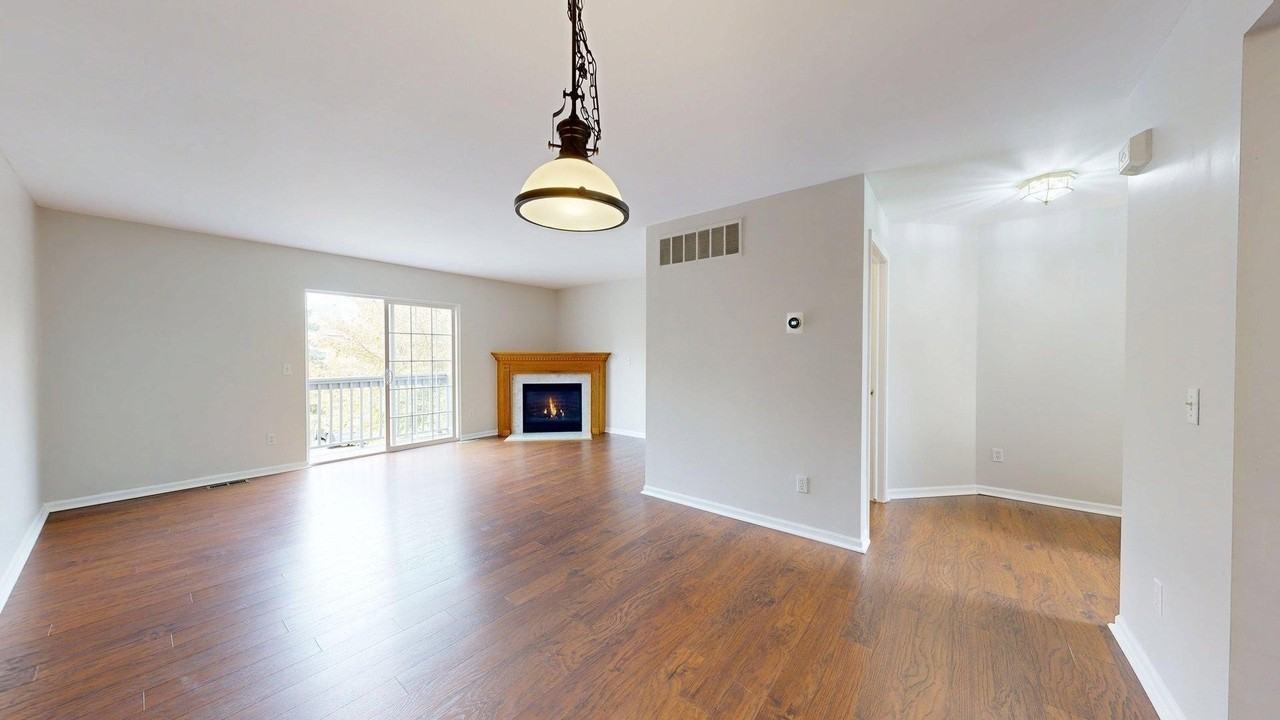 3073 Promenade Cir - Photo 6 of 27