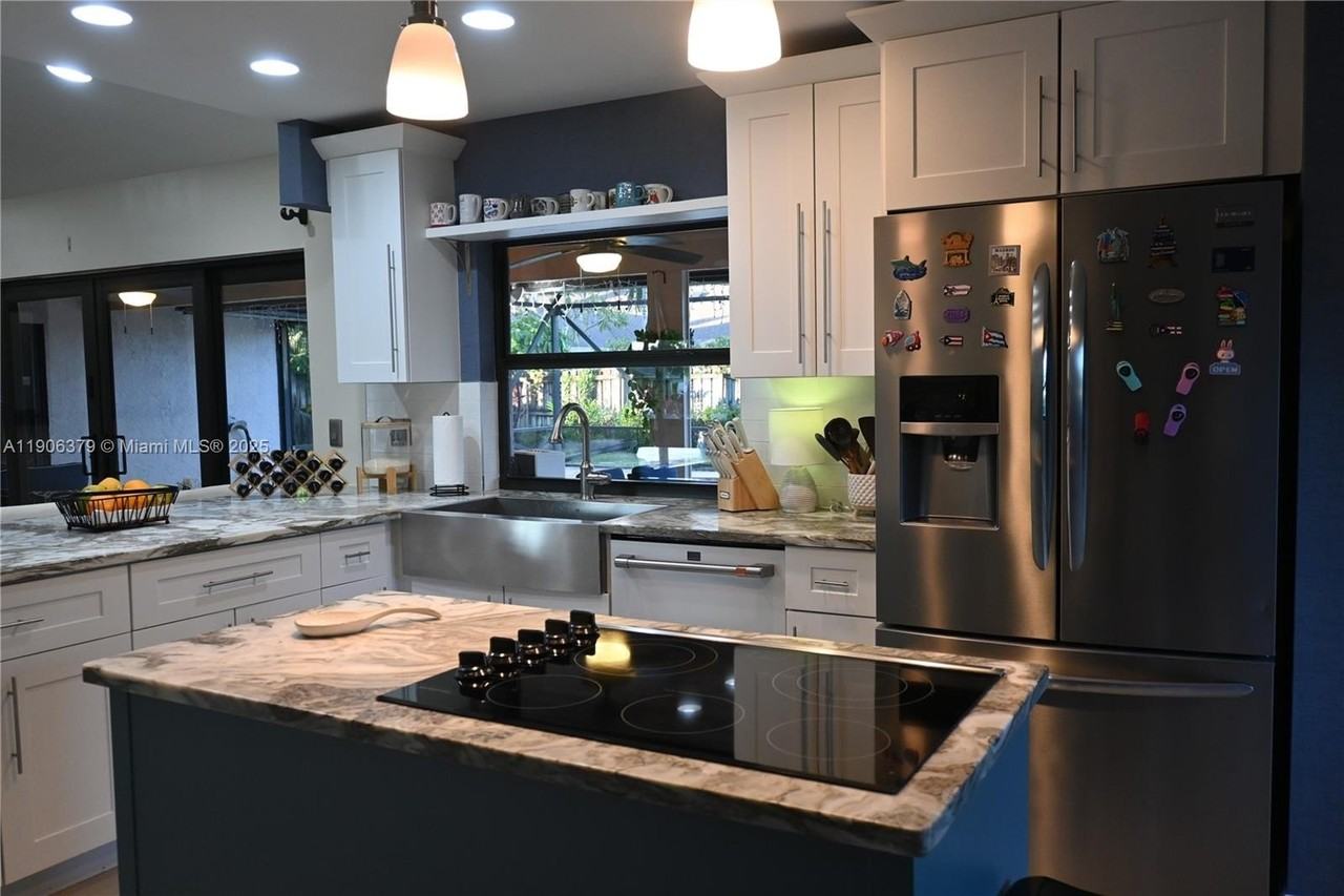 14229 Stirrup Ln - Photo 6 of 26