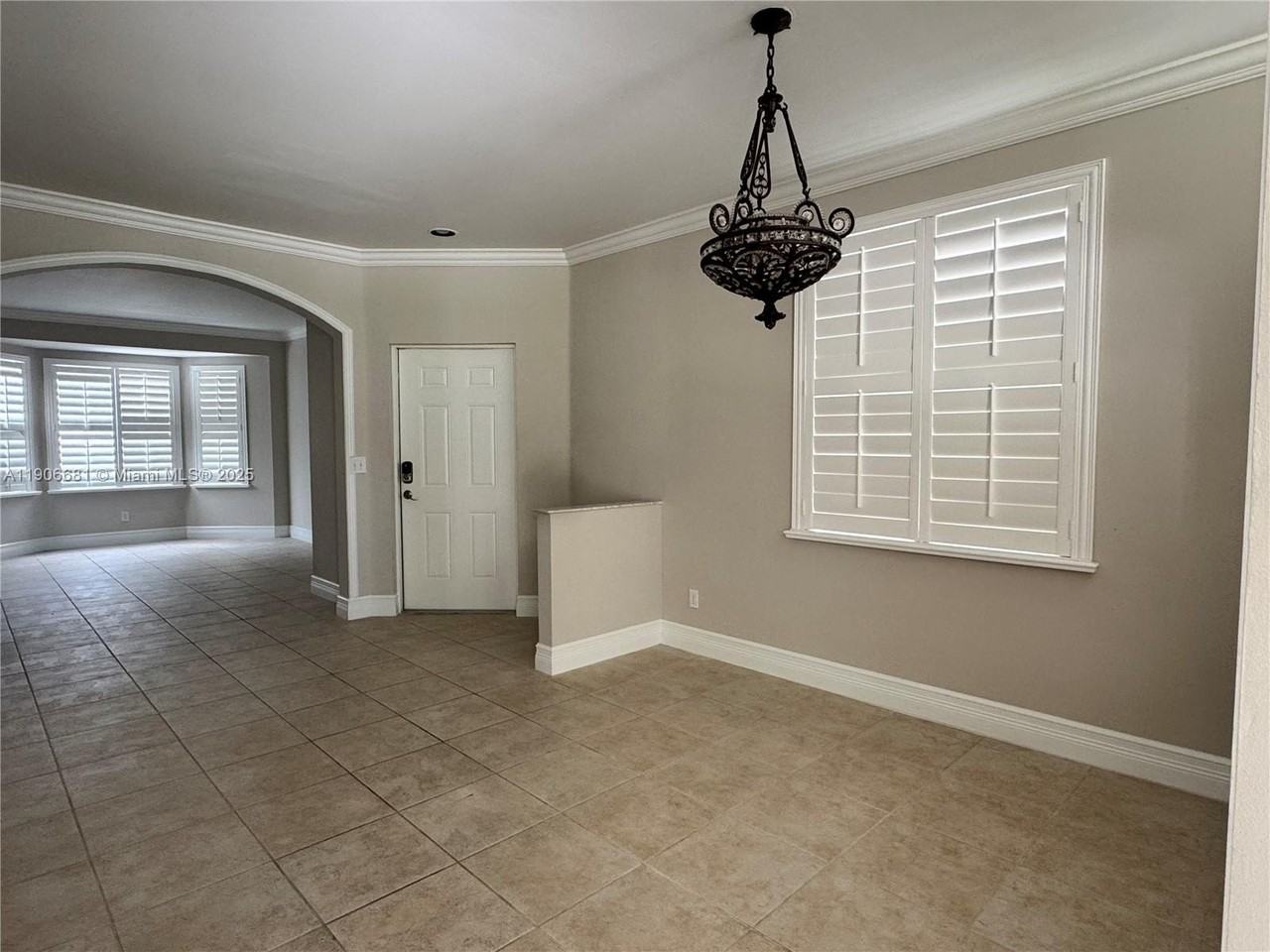 11216 Nw 46th Dr - Photo 2 of 27