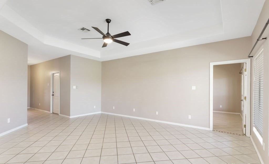 15 Torrey Pines Rd - Photo 3 of 30