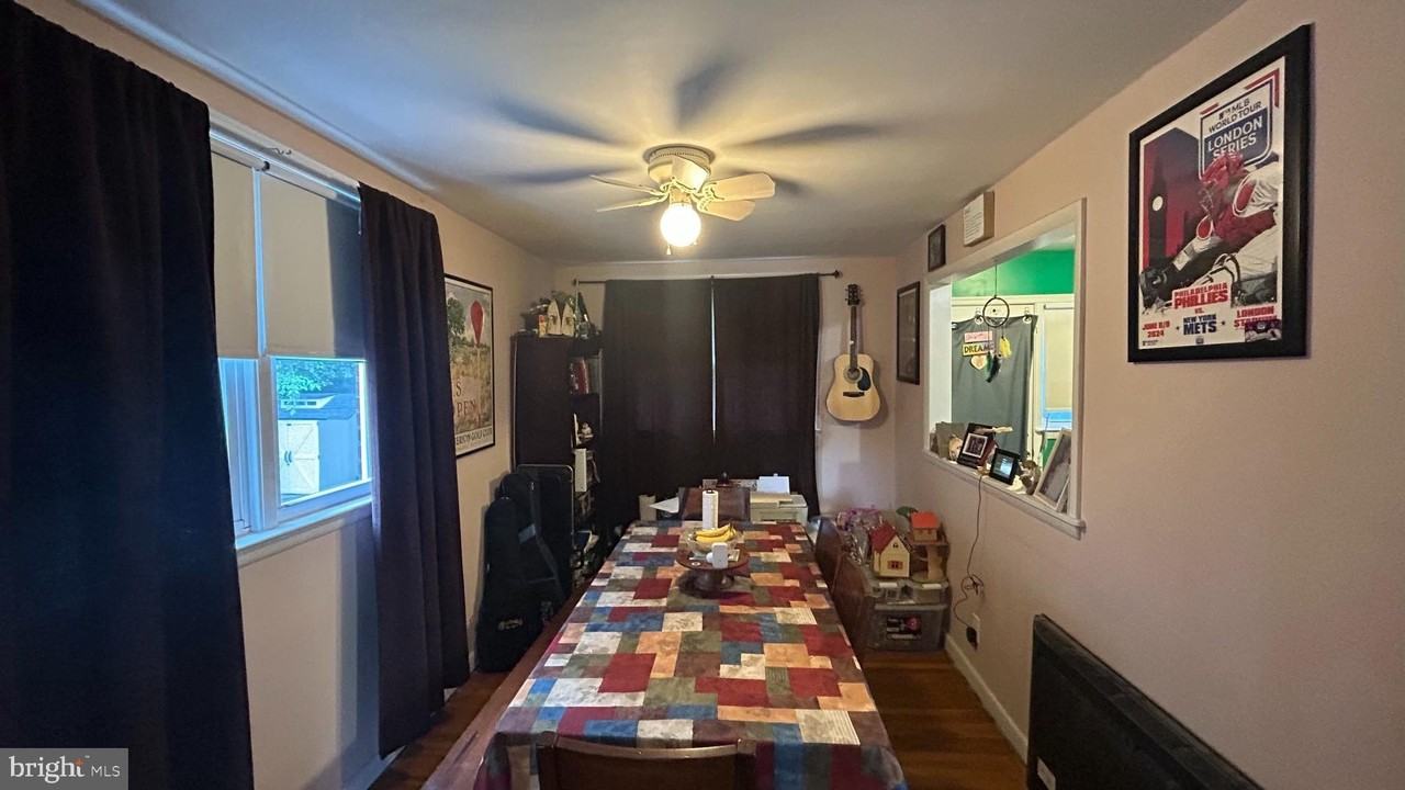 7615 Burholme Ave - Photo 7 of 18