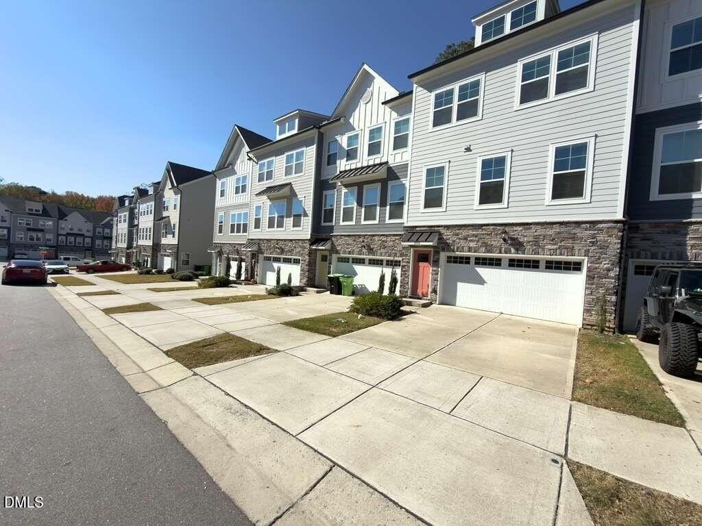 1802 Stroup St - Photo 2 of 50