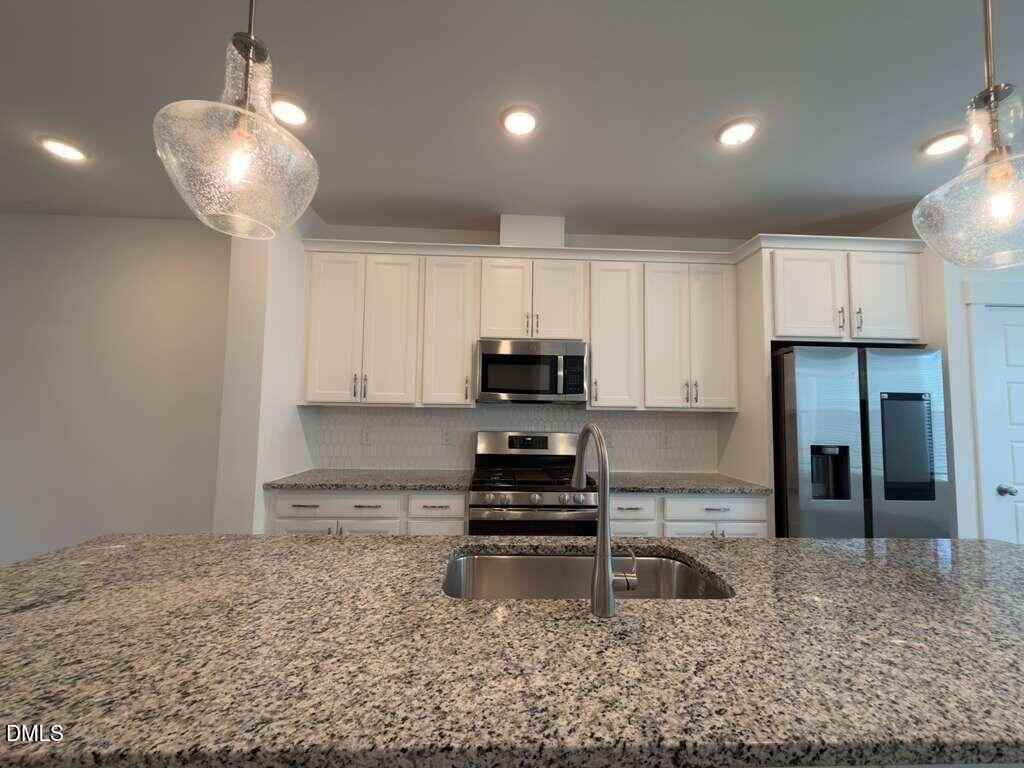 1802 Stroup St - Photo 5 of 50