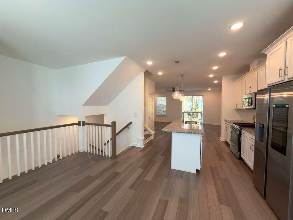 1802 Stroup St - Photo 7 of 50