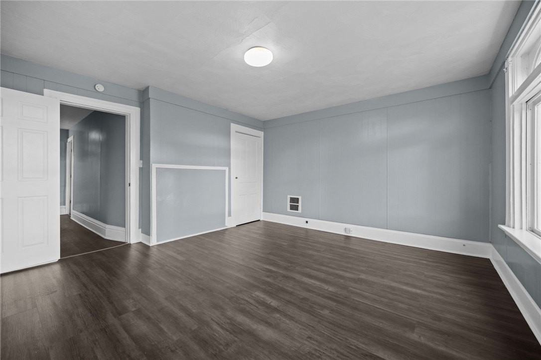 7807 Kelly St - Photo 6 of 30