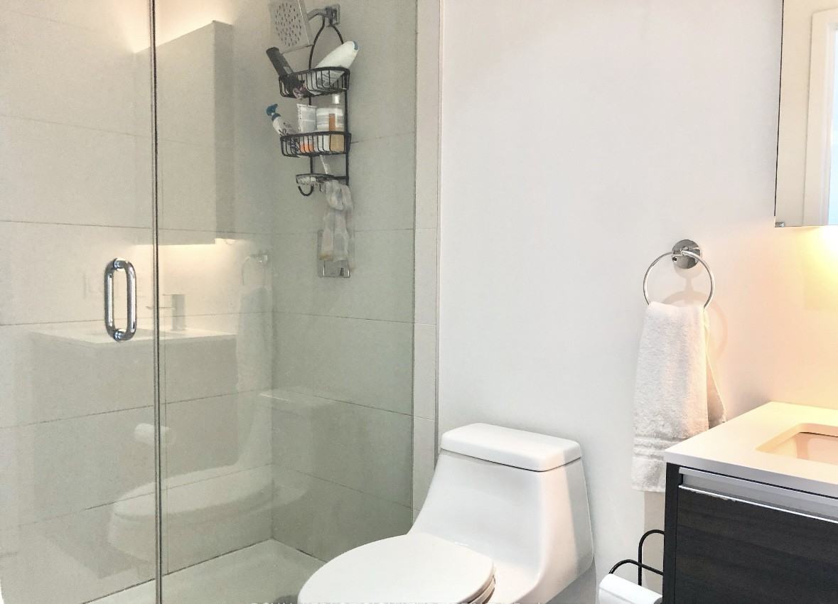 1190 Dundas St E - Photo 2 of 14