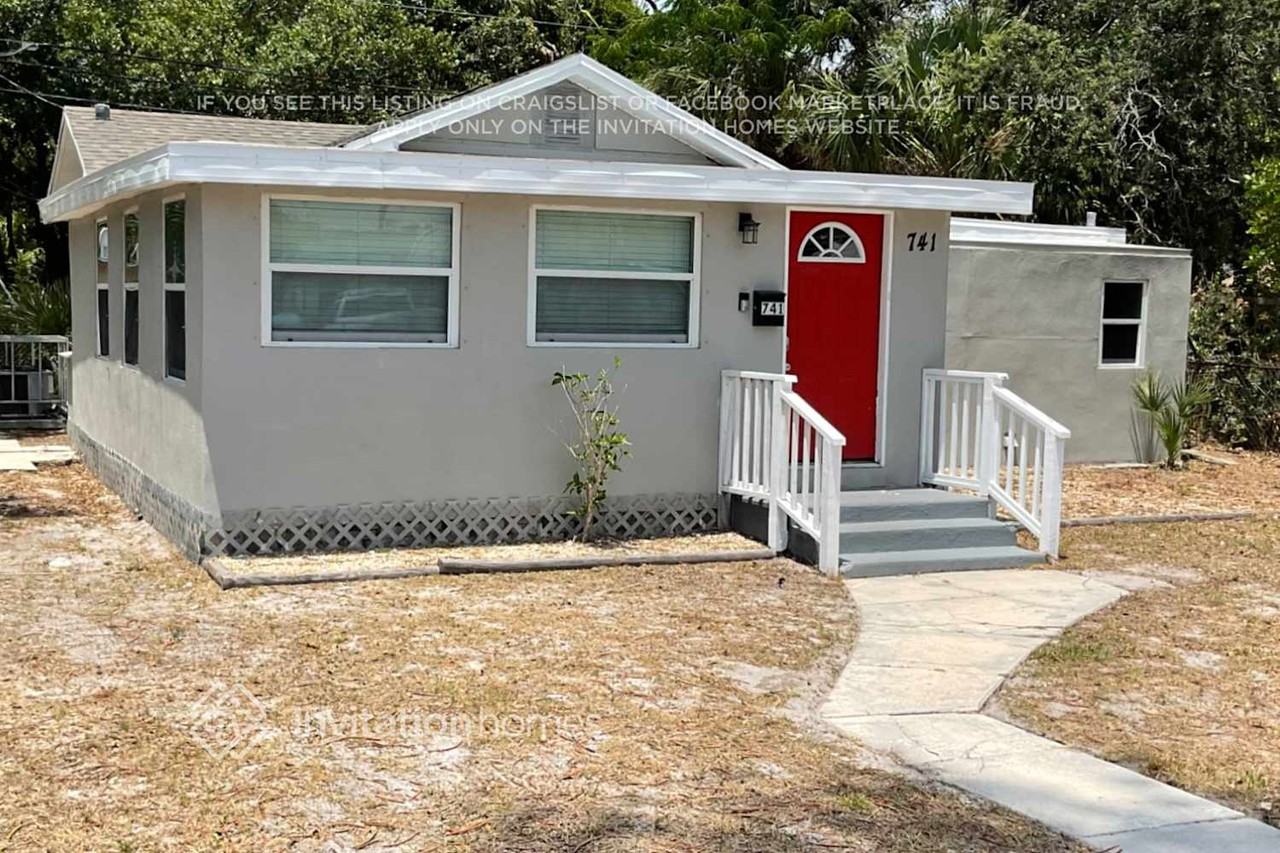 741 37th Ave S - Photo 2 of 29