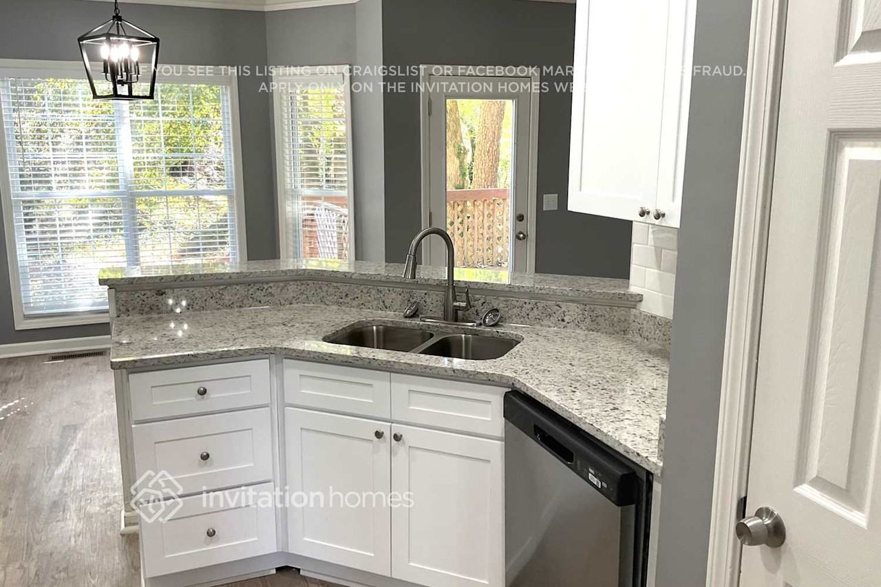 2835 Sulky Ct - Photo 4 of 13