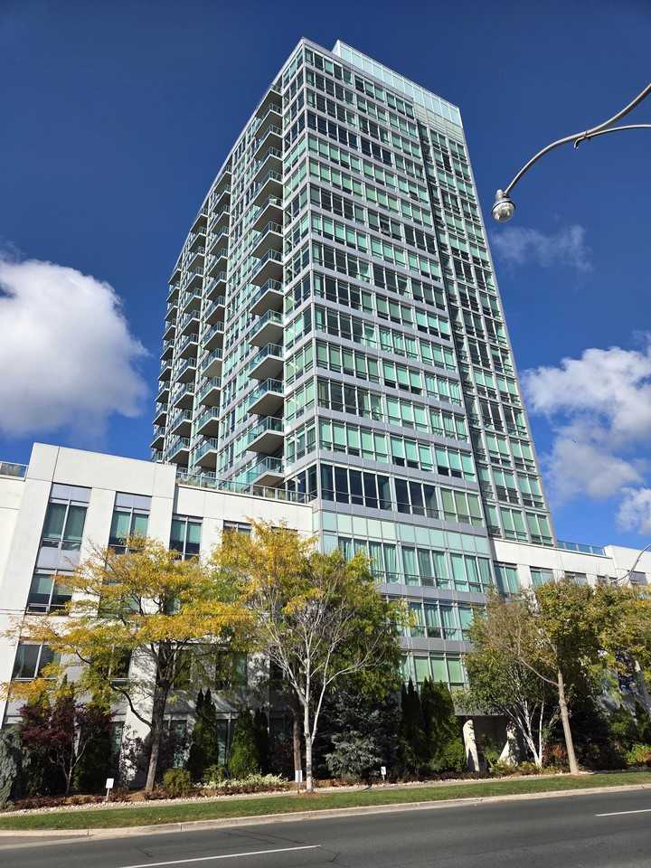 1900 Lake Shore Boulevard West #1604 - Photo 3 of 27