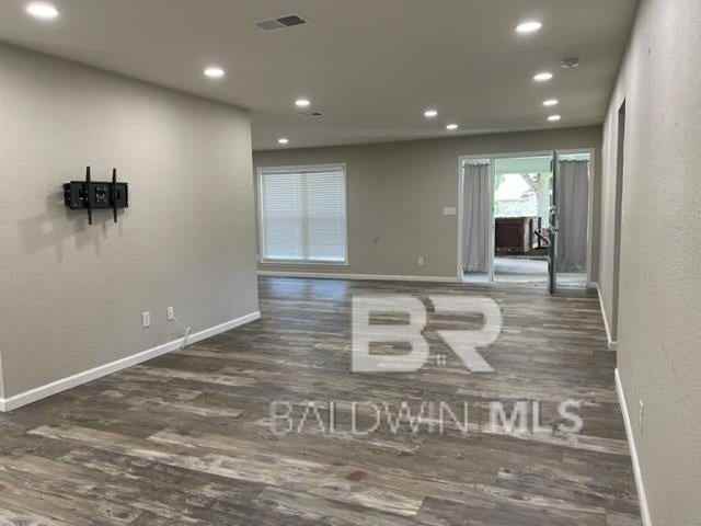 1202 Phillips St - Photo 4 of 13