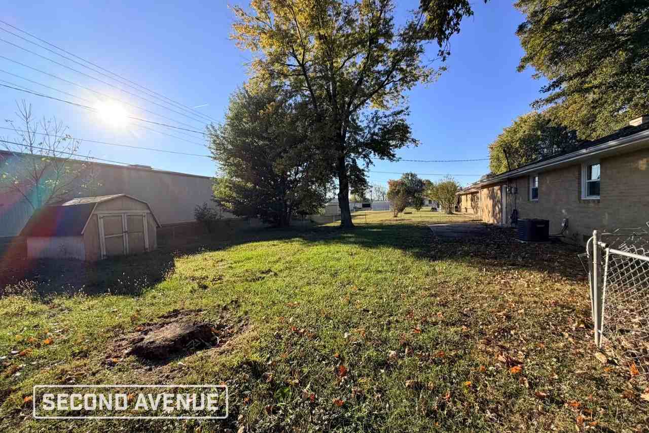 5408 Orlena Dr - Photo 3 of 14