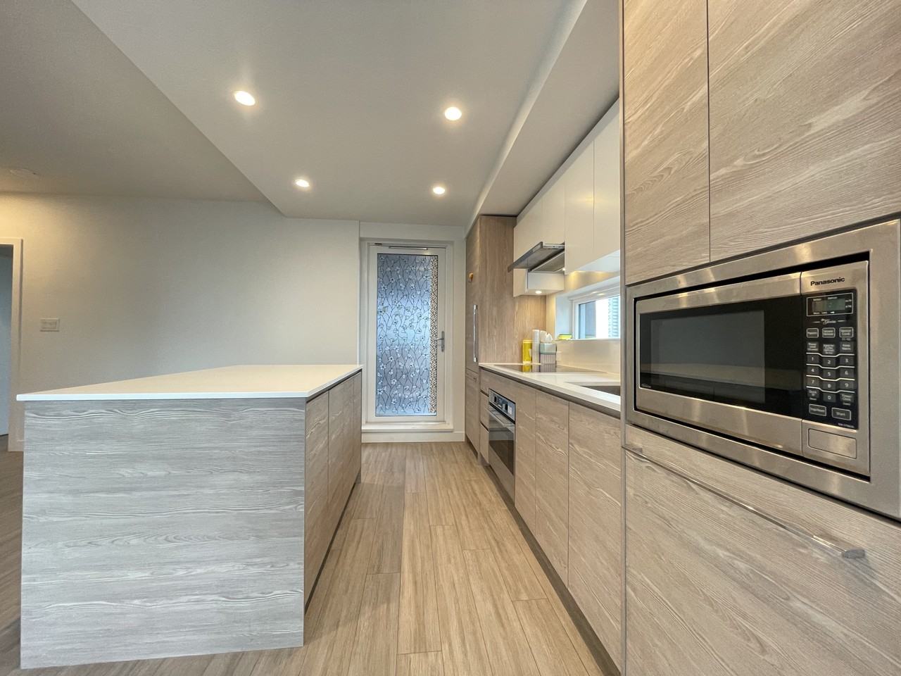 13655 Fraser Highway - Photo 3 of 18