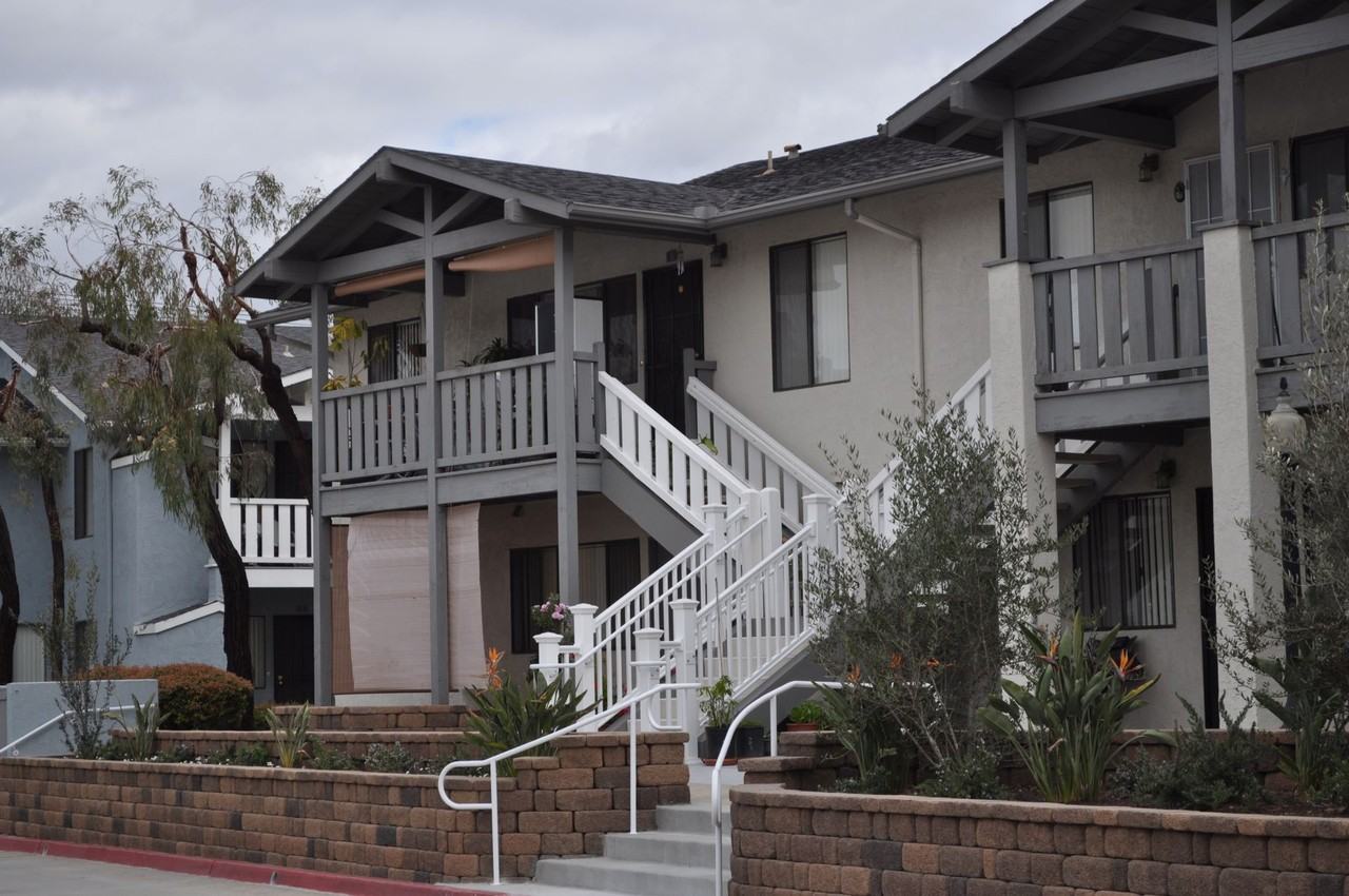 Cobblestone Park Apartments - Photo 6 of 45