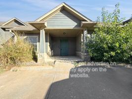 featured image of 907 Sw 92nd St