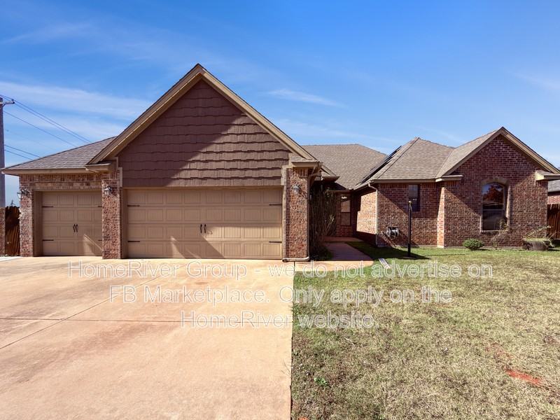 3521 Homesteaders Ln - Photo 2 of 29