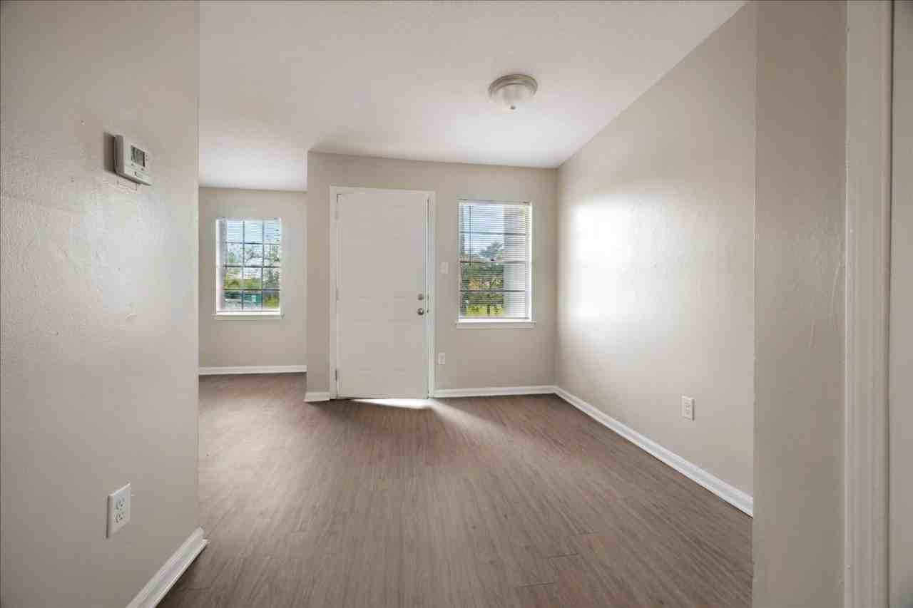 Graceland Pointe Apartments: Modern Style, Excellent Value in Memphis - Photo 3 of 40