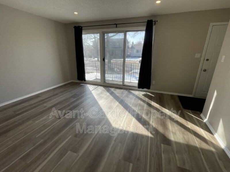 10329 150 St Nw #BS - Photo 4 of 36