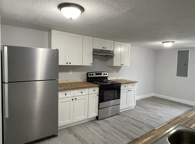 3106 Greenway Dr #2 - Photo 5 of 12