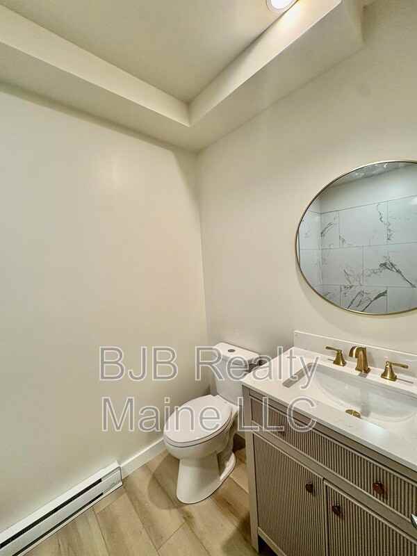 156 Woodford Street #1 - Photo 5 of 6