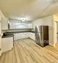 156 Woodford St #4 - Photo 1 of 1