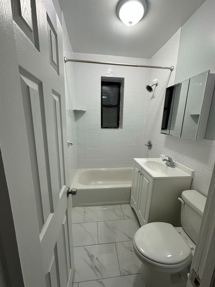 3318 - UC 3316 New York Ave, LLC - Photo 3 of 19