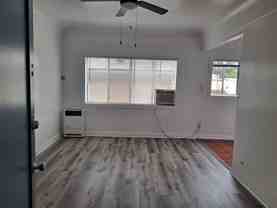 Hollywood Heritage Apts - Photo 1 of 1