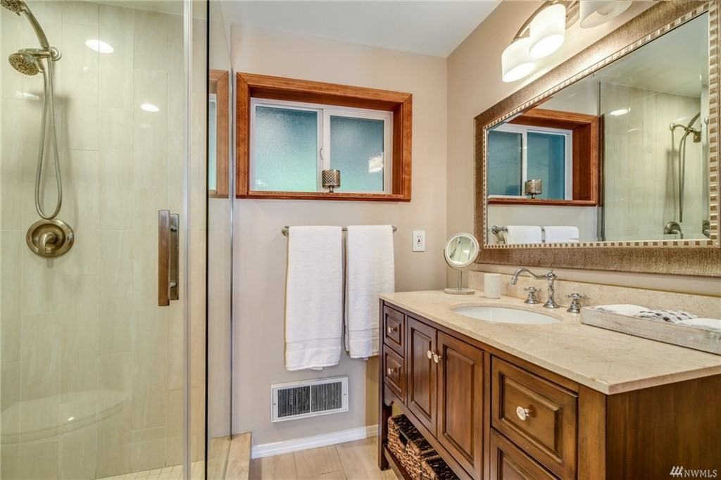 221 218th Place Southwest - Photo 2 of 6