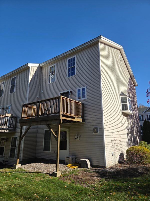 8 Melissa Way ##A - Photo 2 of 11