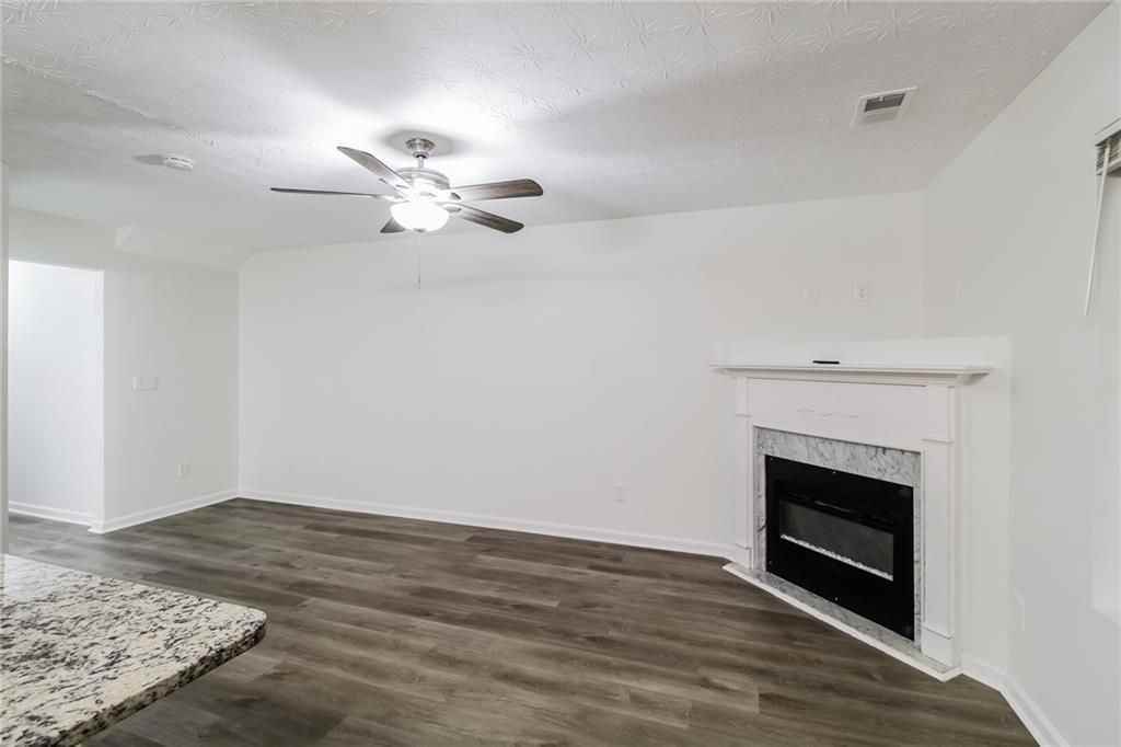 1350 Labonte Pkwy - Photo 5 of 22