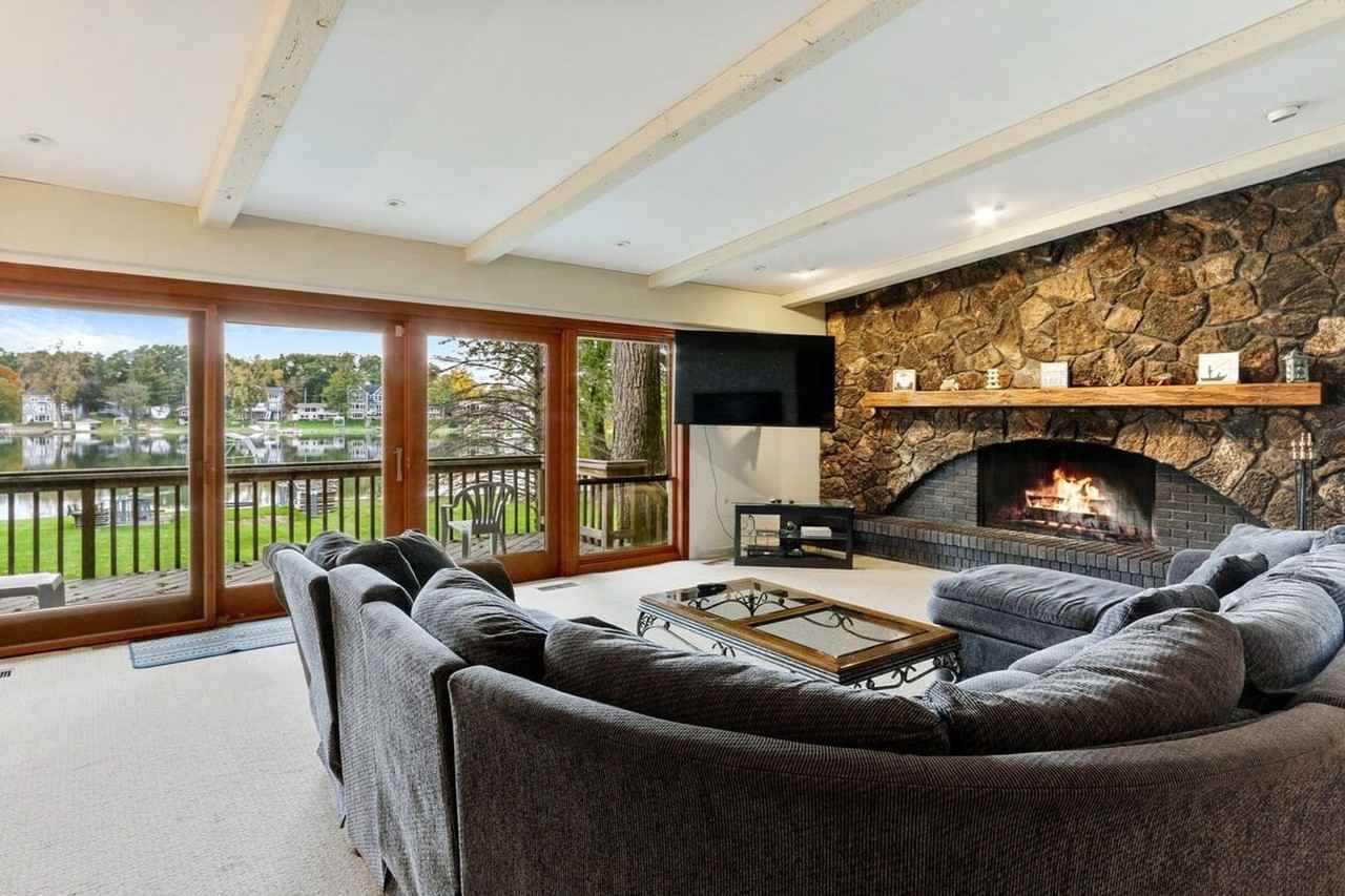 40507 91st St - Photo 2 of 10