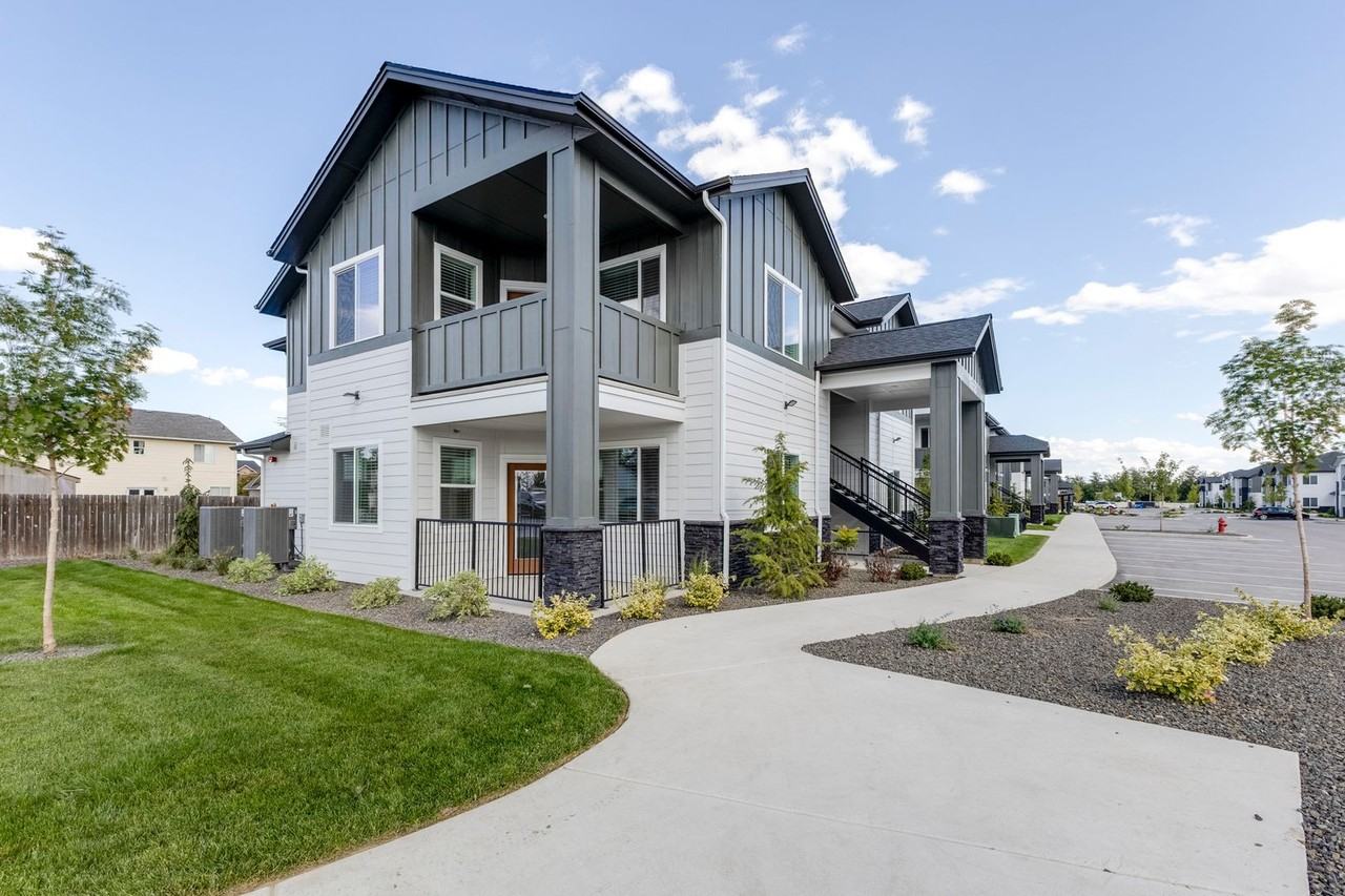 Virginia Park Apartments - Photo 2 of 27