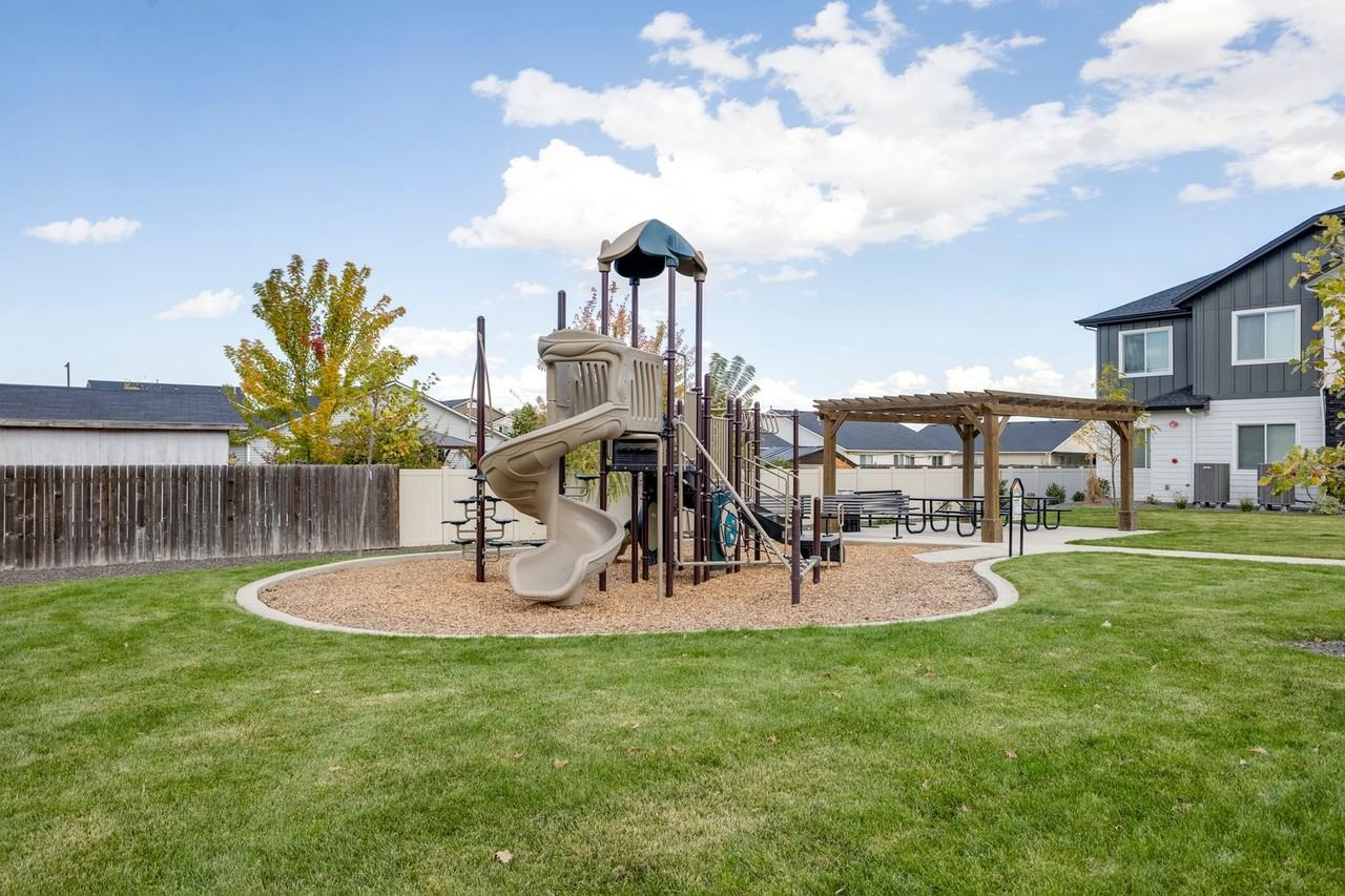 Virginia Park Apartments - Photo 7 of 27