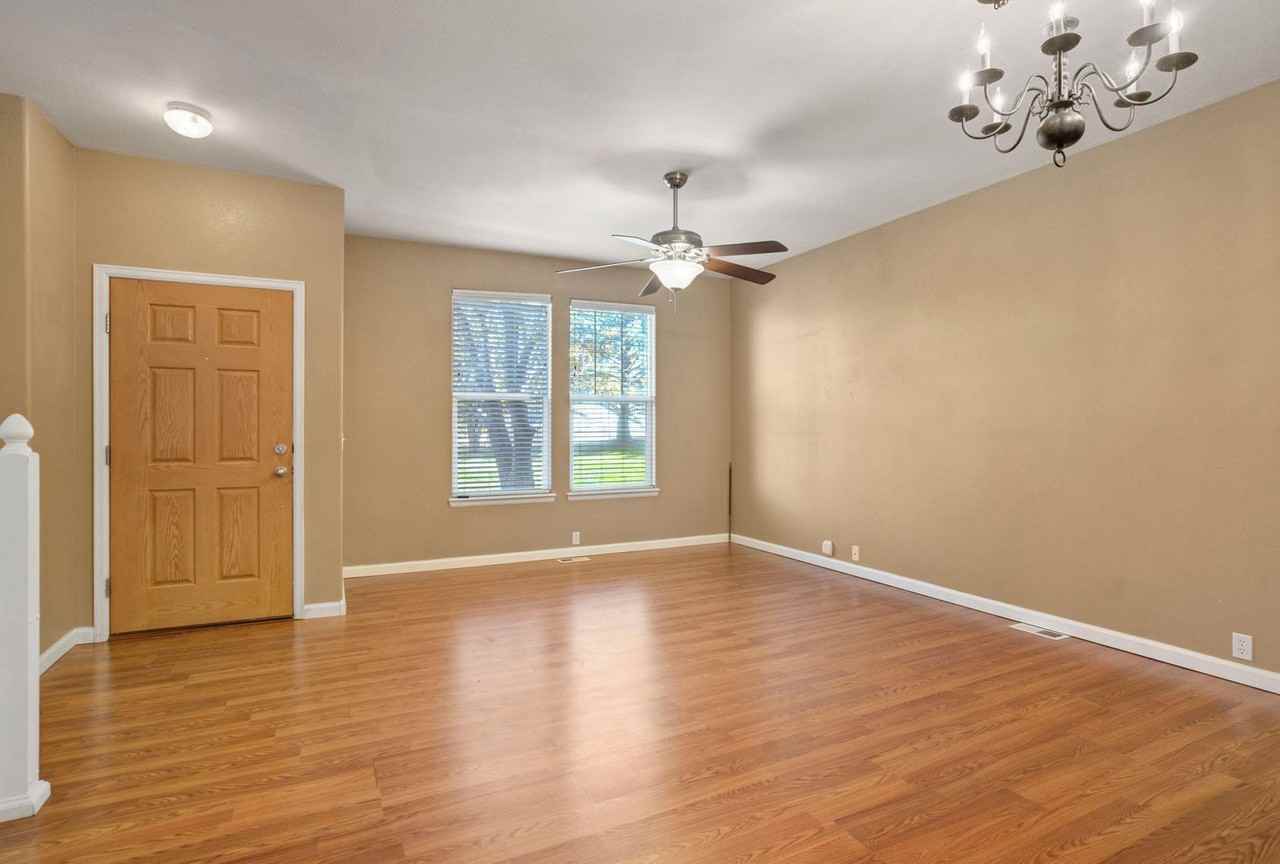 4024 Diamond Ridge View - Photo 6 of 40