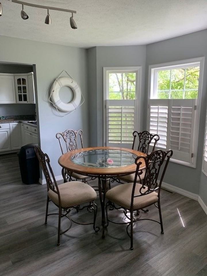 4 Oak Shadow Dr - Photo 4 of 50