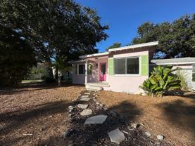 332 Buena Vista Dr S - Photo 1 of 1