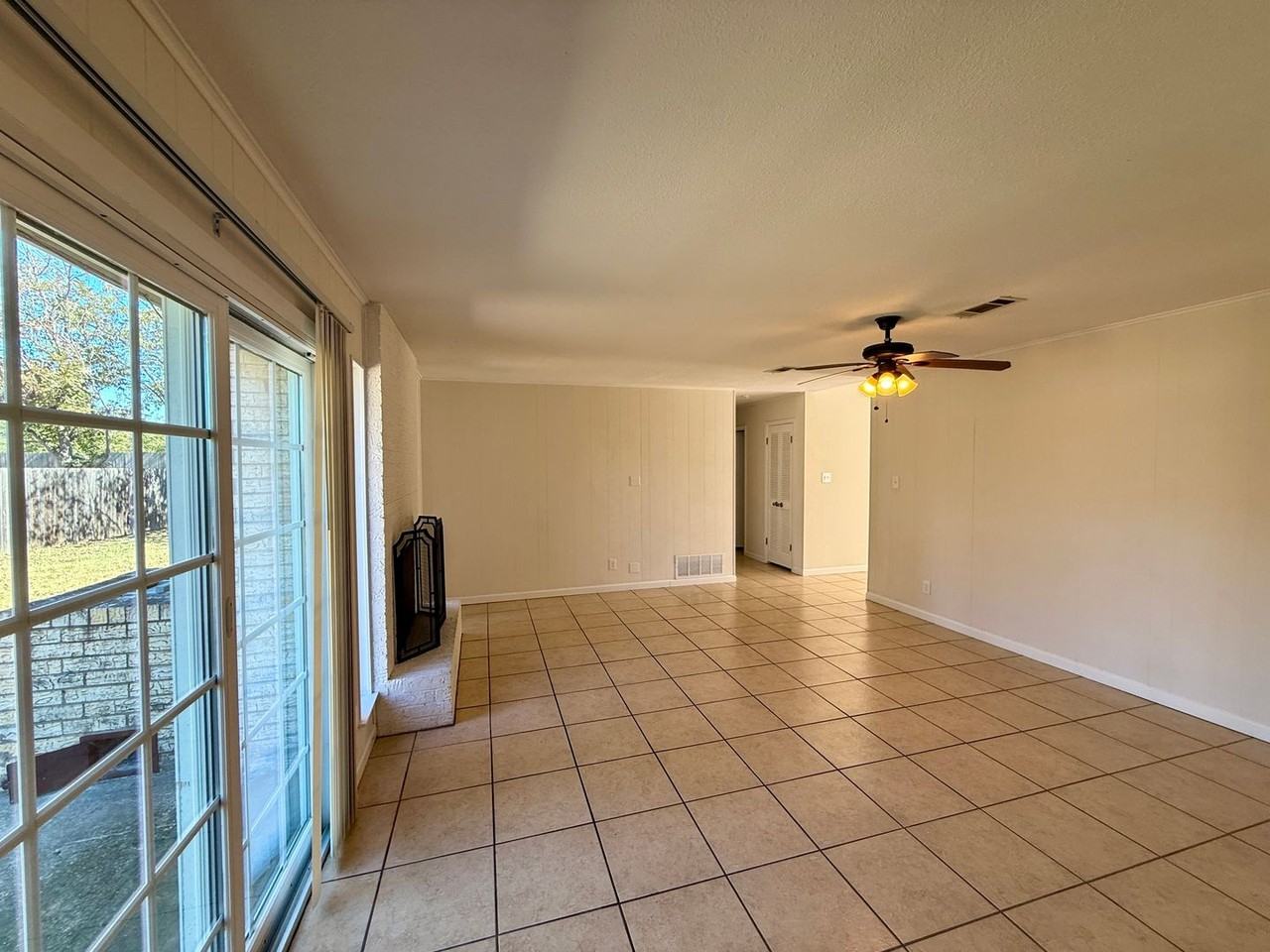 1507 Big Meadow Dr - Photo 6 of 35