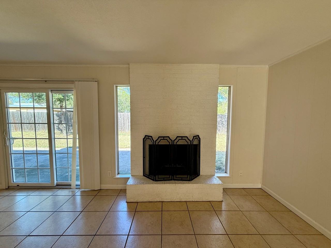 1507 Big Meadow Dr - Photo 7 of 35