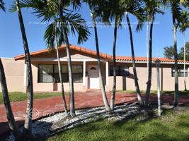 featured image of 3341 W Park Rd