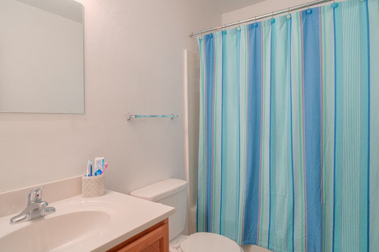 North Main - 1201-1207 - Photo 6 of 23