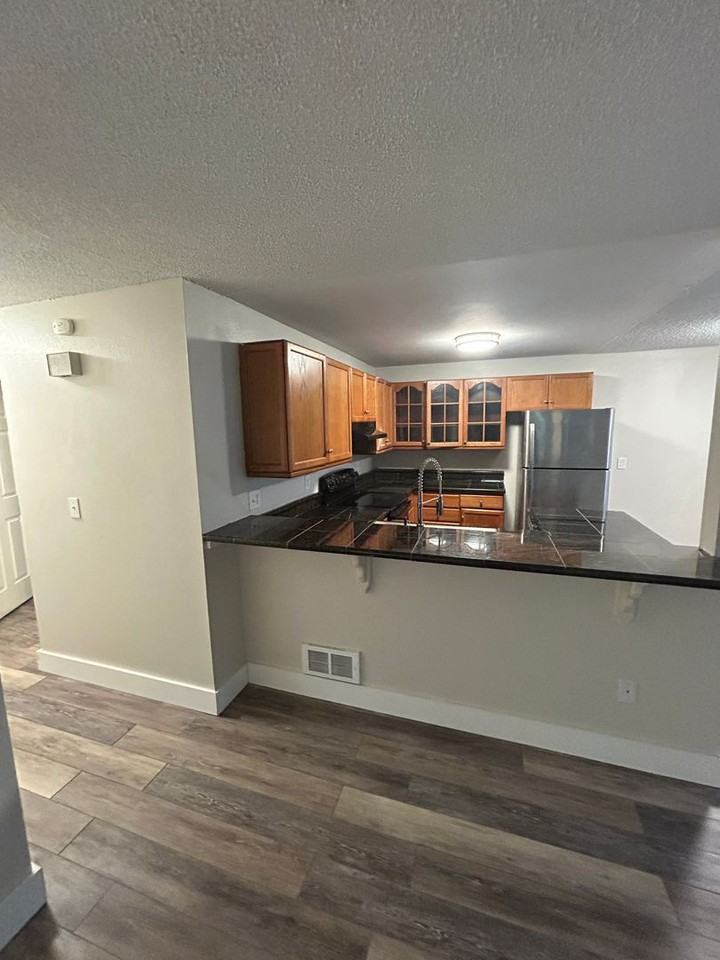 3120147 - Photo 2 of 19