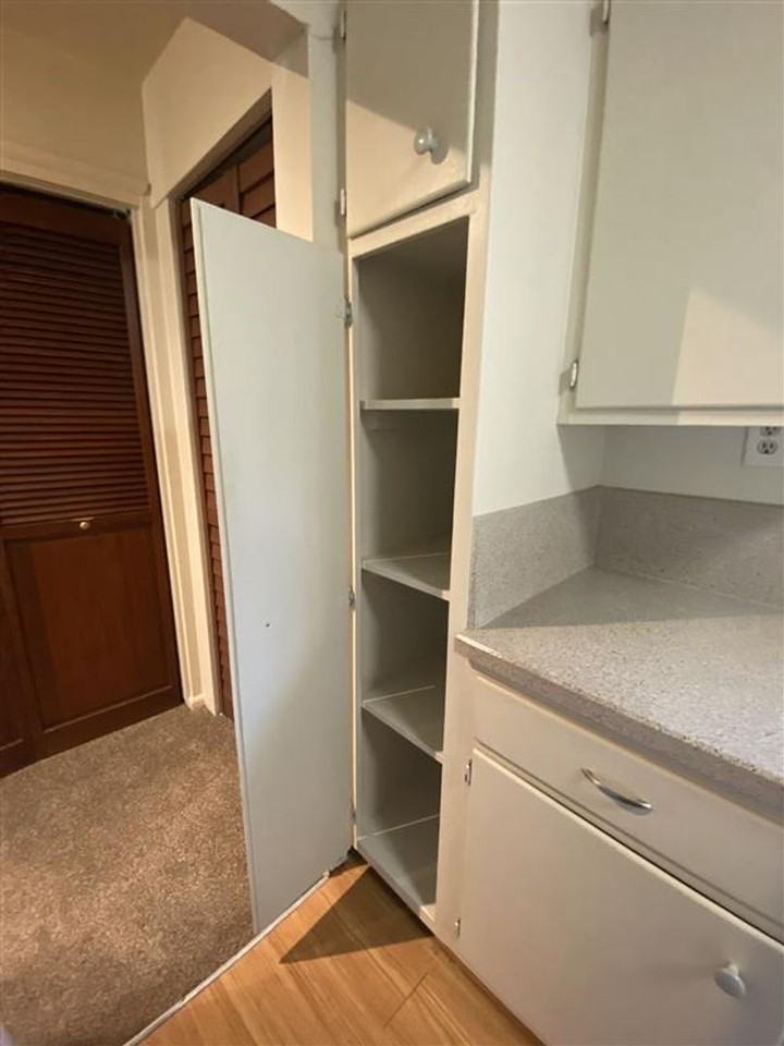 Richardson Court Apartments - Photo 4 of 21