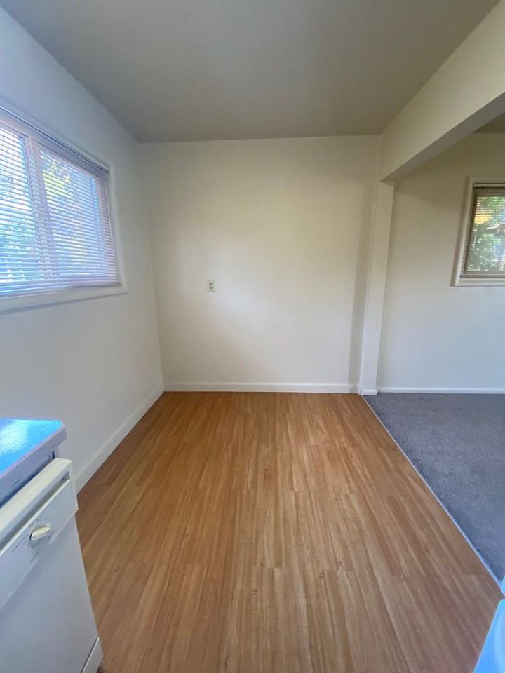 Richardson Court Apartments - Photo 6 of 21